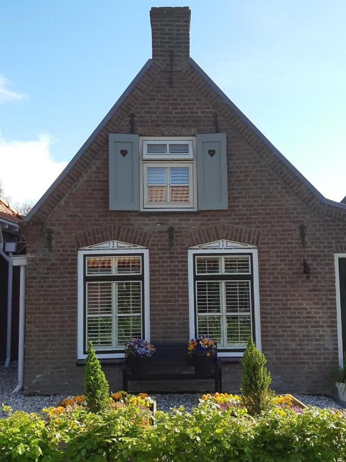 Waddenfestijn Villa Paesens Bagian luar foto